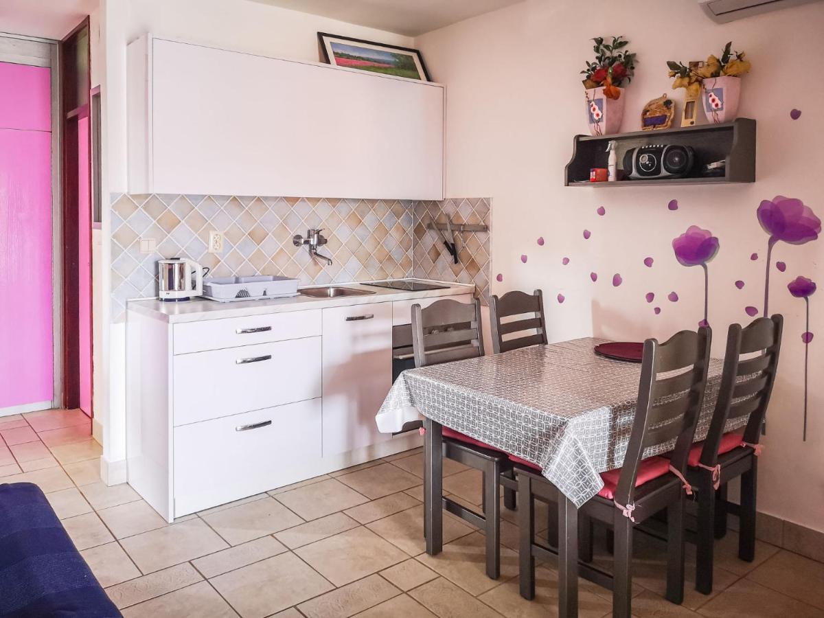 Apartment Cvjetko By Interhome Rakalj Eksteriør billede